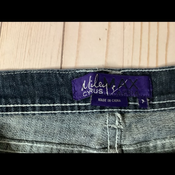 Miley Cyrus Max Azia denim shorts junior size 7 - Picture 3 of 7